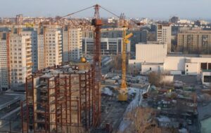Строительство в условиях плотной городской застройки: как избежать повреждения соседних зданий